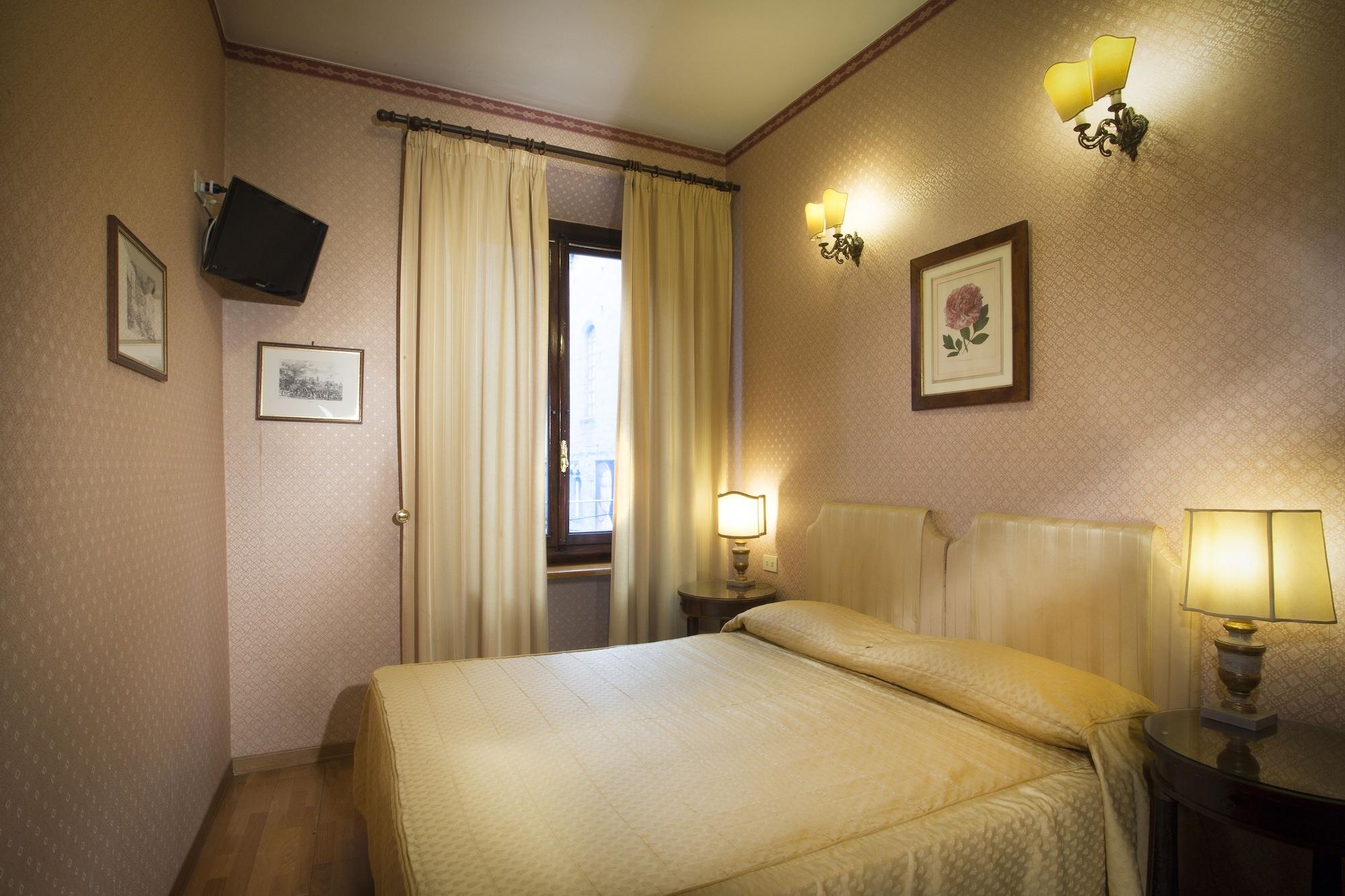 Hotel Hermitage Florencie Exteriér fotografie
